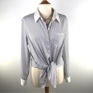Nordstrom Collection Size L Blue and White Pinstripes Button Up Classic Shirt